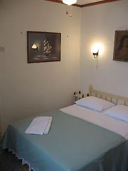 Mira Sea Front Hotel 3*