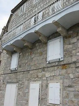 Mira Sea Front Hotel Komiza
