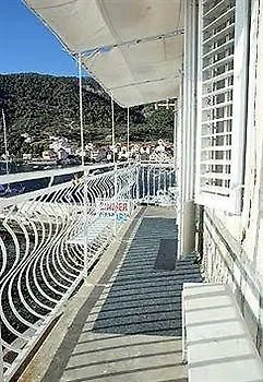 Mira Sea Front Hotel