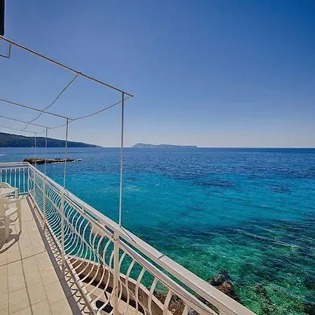 Hotel Mira Sea Front Komiza